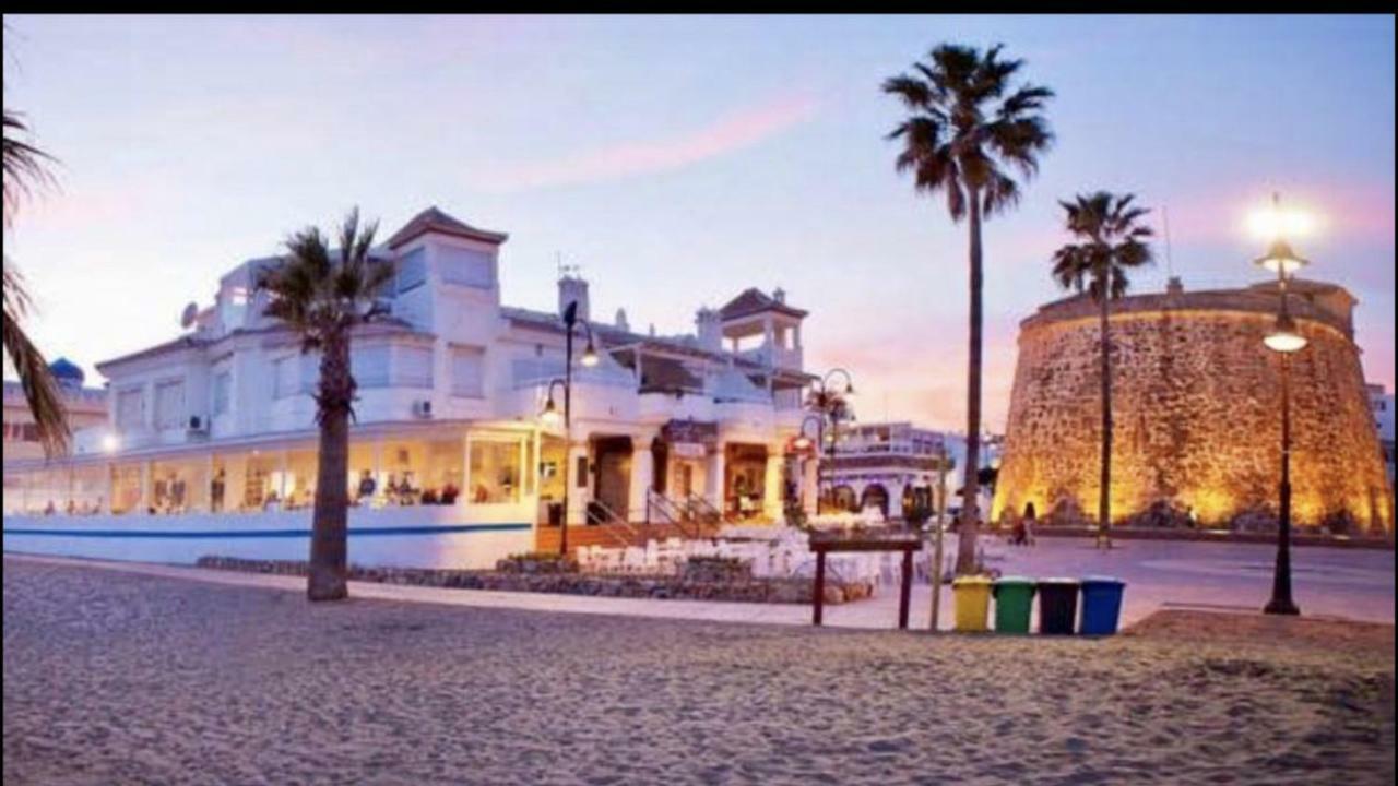 Mi Capricho C16 Beachfront Apartment Sitio de Calahonda Exterior photo