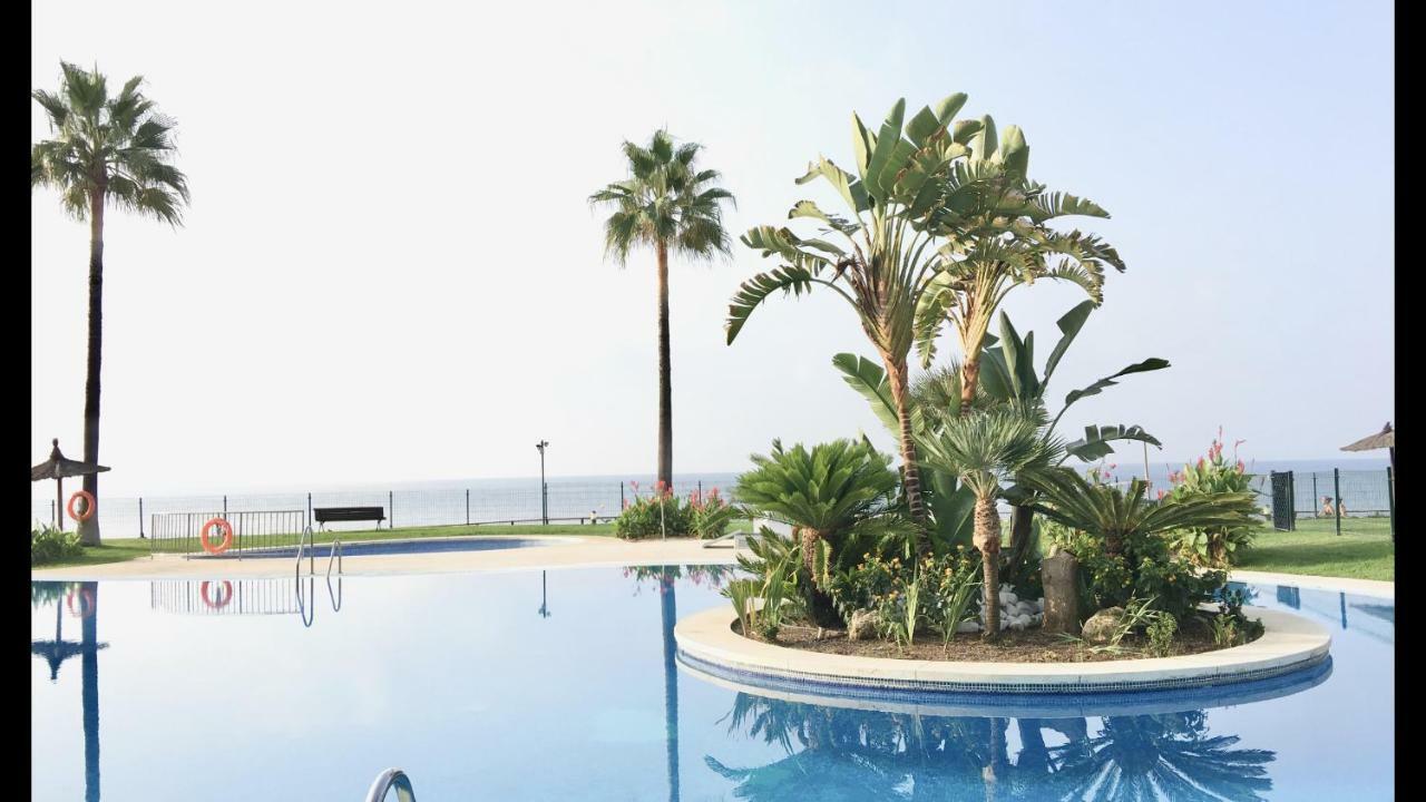 Mi Capricho C16 Beachfront Apartment Sitio de Calahonda Exterior photo